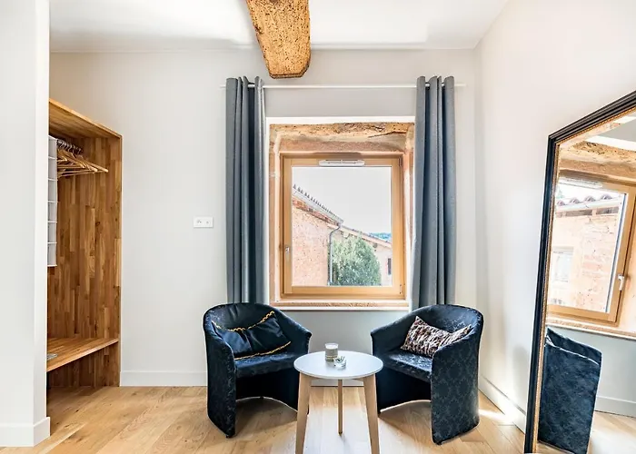 Maison De Pagneux Couette-café 3*