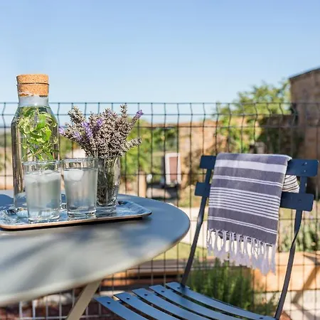 Maison De Pagneux Bed & Breakfast 3*