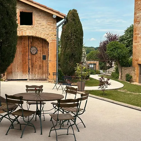 Maison De Pagneux Bed & Breakfast *
